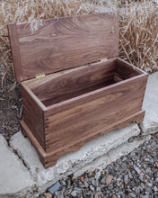 Load image into Gallery viewer, Walnut Mini Blanket Chest
